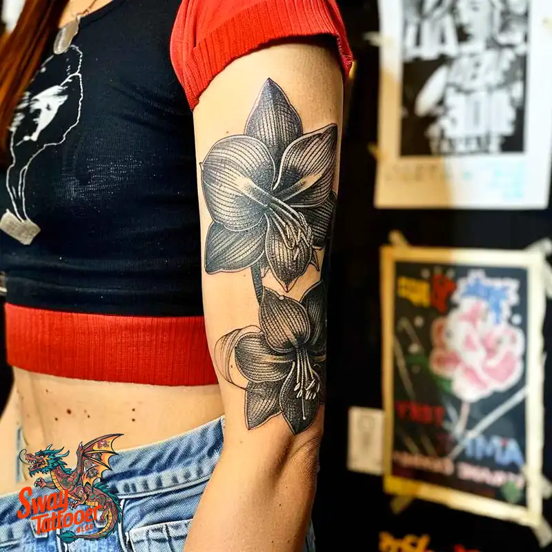 160 Amaryllis Flower Tattoo Designs: Symbolism and Style 70 amaryllis92